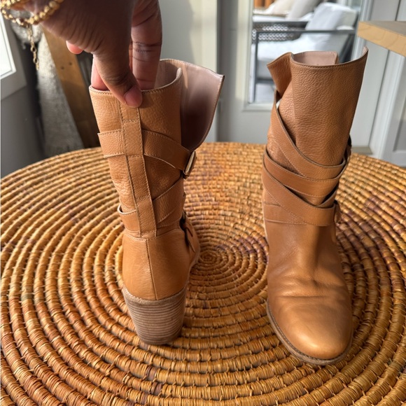 Stuart weitzman tan size 10 buttery Leather Ankle Boots with Buckle - Picture 3 of 9